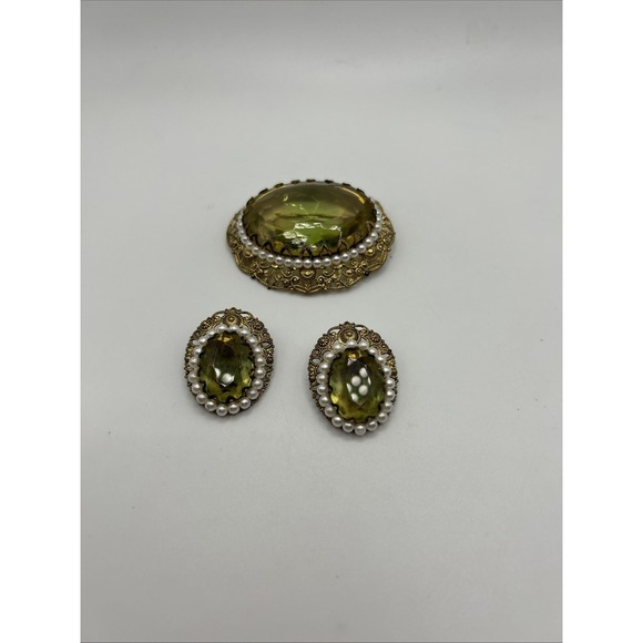 Vintage Germany Gold Tone Metal Multi Faceted Glass Brooch And Earrings